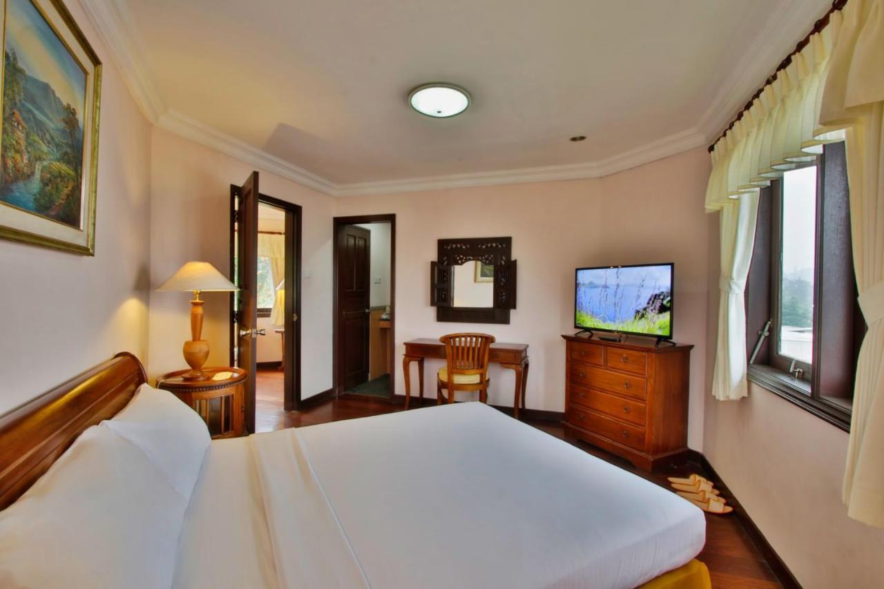 Hotel The Jayakarta Cisarua Puncak Exterior foto