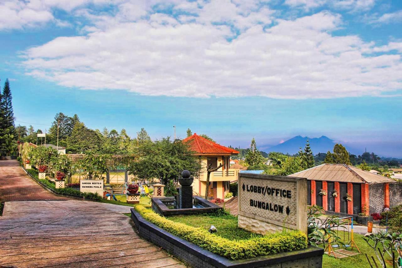 Hotel The Jayakarta Cisarua Puncak Exterior foto