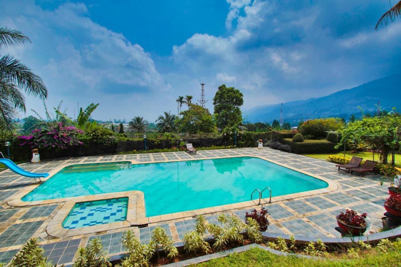 Hotel The Jayakarta Cisarua Puncak Zimmer foto
